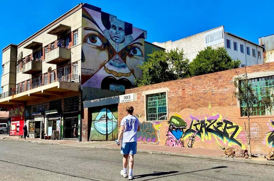 Johannesburg: Street Art and Culture in Maboneng! - The Hideout Bar and an uncertain piece of history