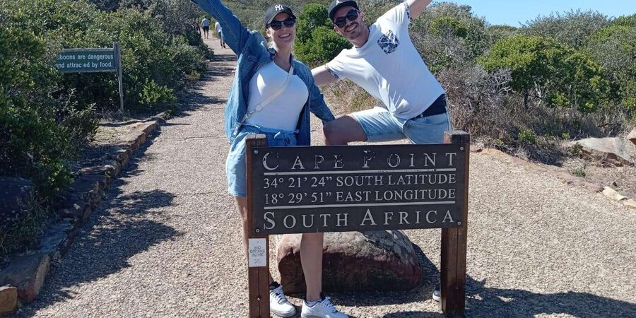 Kirstenbosch Garden, Bo-Kaap-Penguins & Cape Peninsula Tour - Meeting the African penguins at Boulders Beach