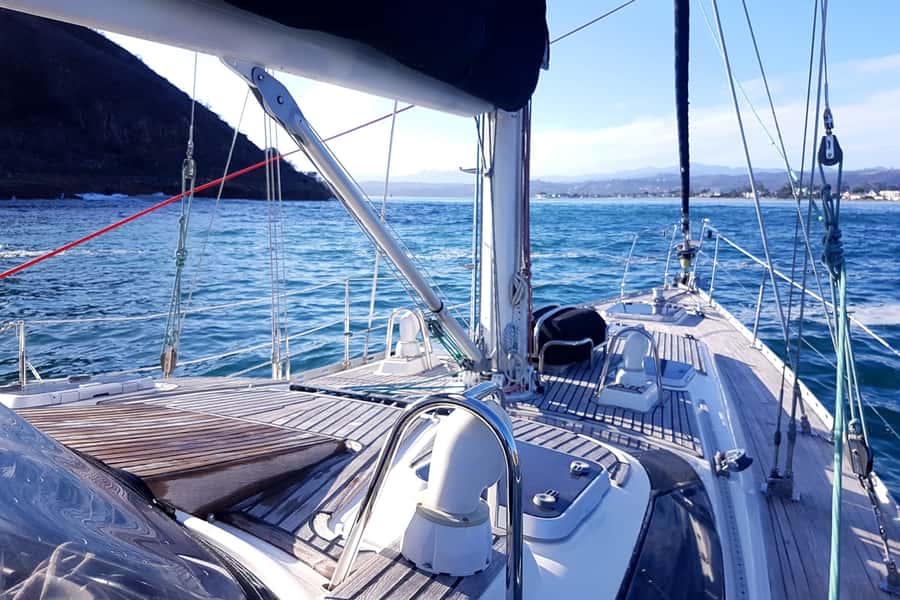 Knysna: 1.5-Hour Sailing Experience - Approaching the Knysna Heads