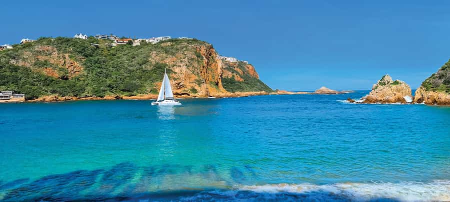 Knysna: Luxury Sunset Cruise with Captain's Barbeque - Passing Leisure Isle and Featherbed Nature Reserve
