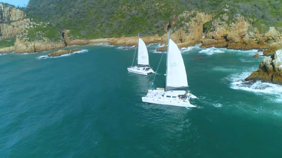 Knysna: Luxury Sunset Cruise with Captain's Barbeque - Sunset atmosphere, blankets, and the small details