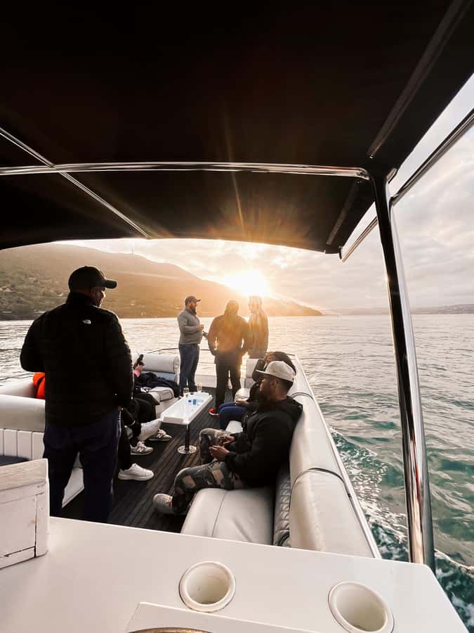 Knysna: Wine & Oyster Luxury Lounger Sunset Cruise - Who should book this Knysna cruise