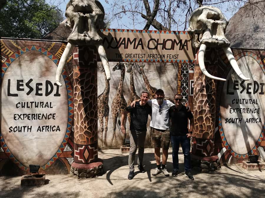 Lesedi Cultural Village, Sterkfontein Caves or Maropeng Mus - Starting the day with Shane