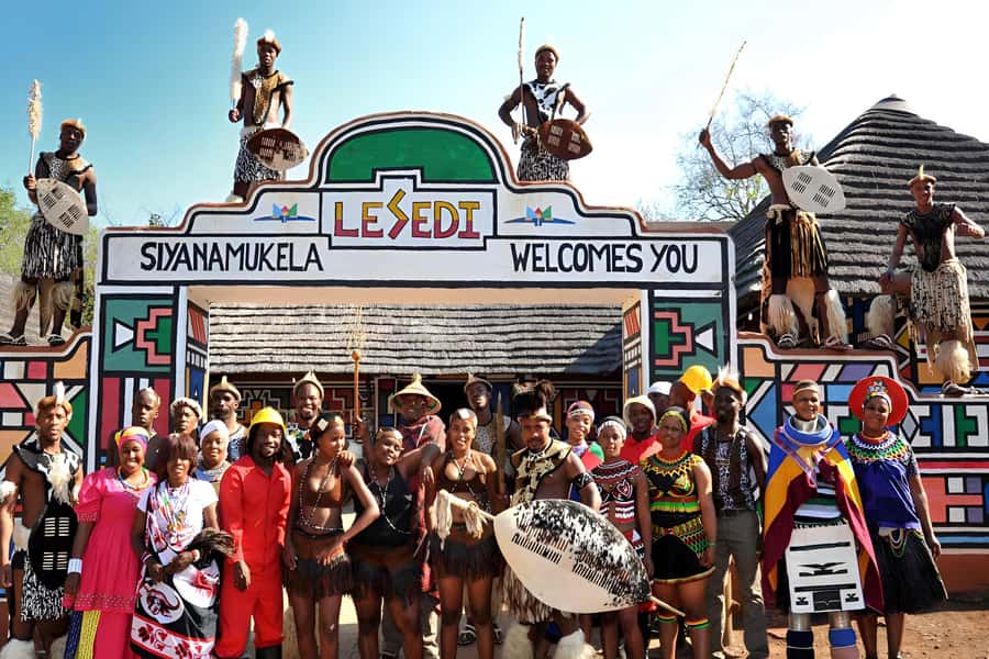 Lesedi Cultural Village with lunch or dinner cultural food - Key points at a glance