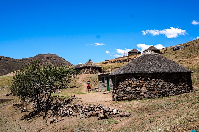 Lesotho Overnight from Underberg - Adventurer Series - Day two: horse riding or hiking above Sani Pass