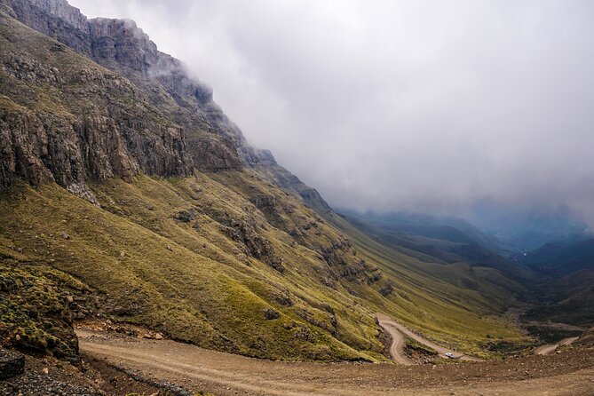 Lesotho Overnight from Underberg - Adventurer Series - The return option through Underberg and Himeville