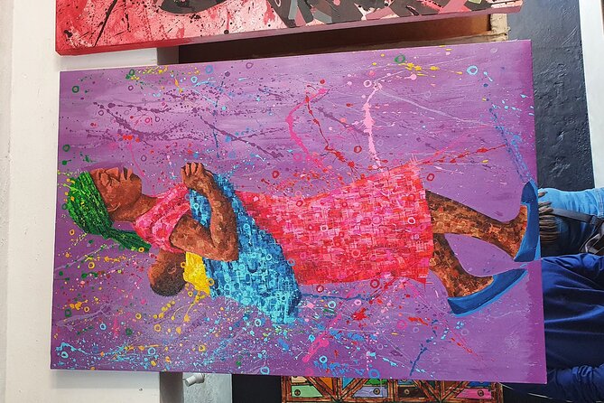 (Meet the Artist)Art Gallery & Street Art tour with lunch - Who should book this experience?