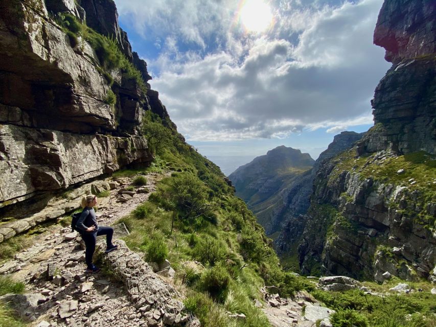 Platteklip Guide Hike + Cable Car Down | With Hotel Pick-up - What to pack for Platteklip Gorge