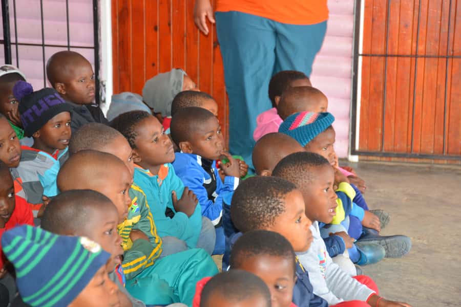 Plettenberg Bay: Qolweni Township Cultural Walking Tour - Walking through Qolweni for one focused hour
