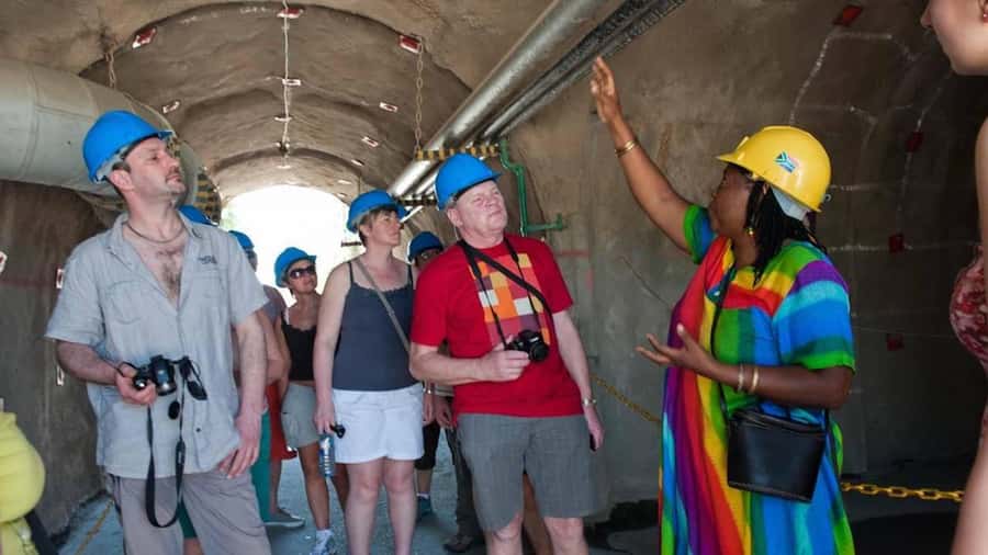 Pretoria: Cullinan Surface Diamond Mine Walking Tour - Why Cullinan matters to diamond history