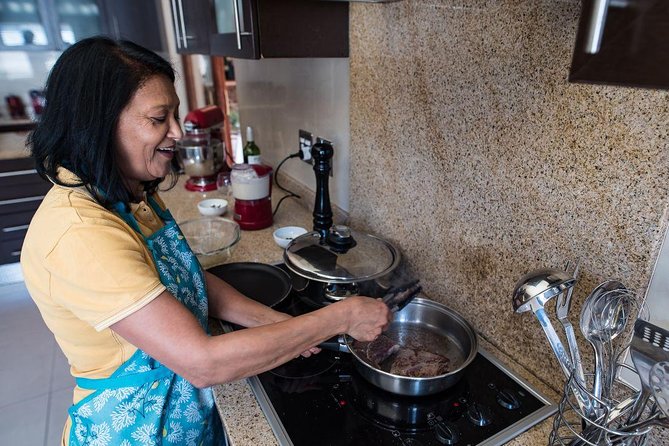 Private Cape Malay Cooking Class in Cape Town with a Local Family - Learning roti and Cape Malay curry