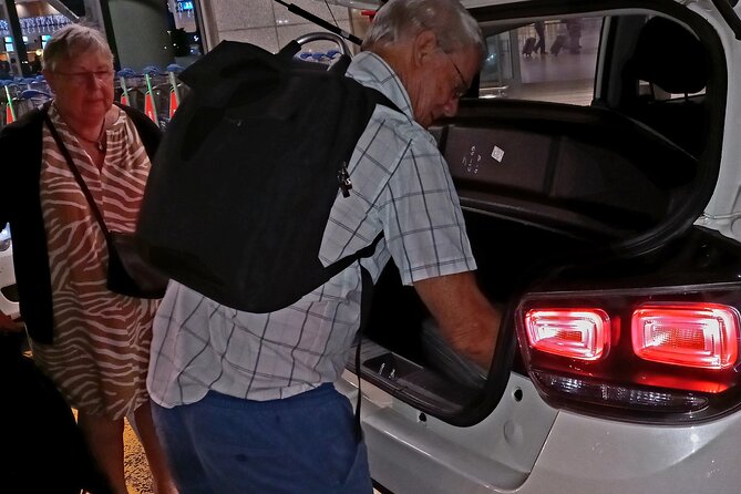 Private Cape Town International Airport Transfer - What is included, and what is not