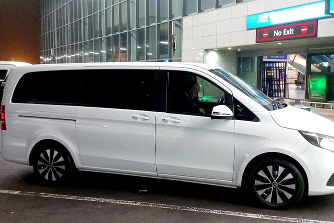 Private Cape Town International Airport Transfer - Who will get the most from this transfer