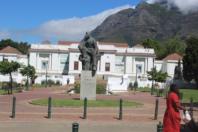 Private City Tour Table Mountain + Cable Car Ticket Camps Bay H/D - Why this private Cape Town route works well