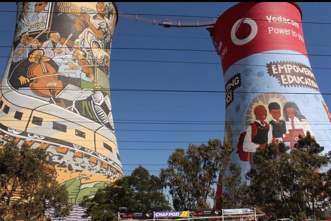 Private Soweto Tour 5 hours approximately from Johannesburg or Pretoria. - Orlando West and Vilakazi Street