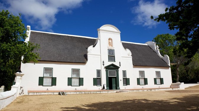 Private Table Mountain, Kirstenbosch and Constantia Wine Tasting. - Key points at a glance