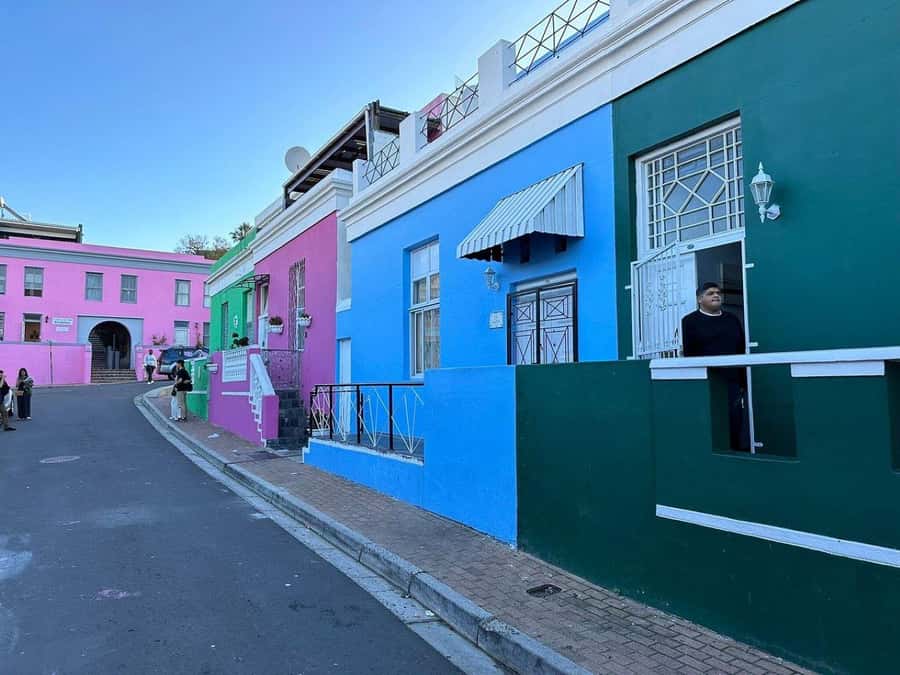 Private Tour: Robben Island, City Tour and Table Mountain - How the private format affects the day