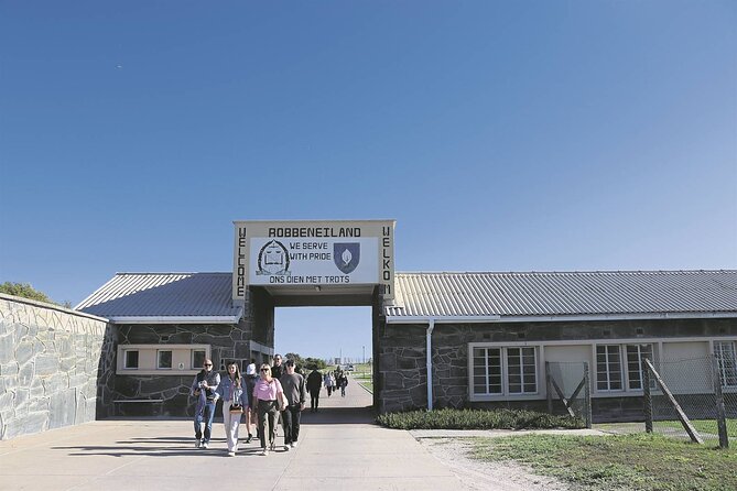 Private Tour Robben Island, Kirstenbosch and wine tasting - Why this Cape Town combination works