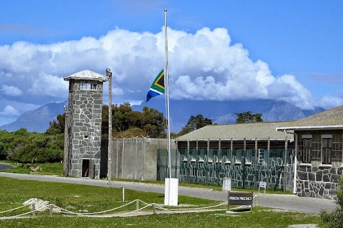 Robben Island ,Kirstenbosch Gardens and Groot Constantia. - Groot Constantia and the extra cost of tasting wine