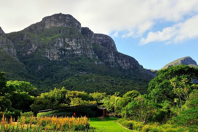 Robben Island ,Kirstenbosch Gardens and Groot Constantia. - Is $138.47 per person a fair price?