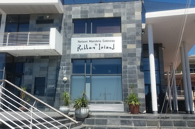 Robben Island Museum Stellenbosch Wineries Plus Ferry Ticket F/D - Booking advice and practical details