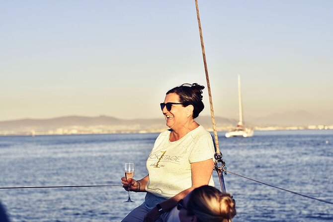 Sailing in The Bay by Catamaran (One Hour) - Choosing between Serenity One and Esperance