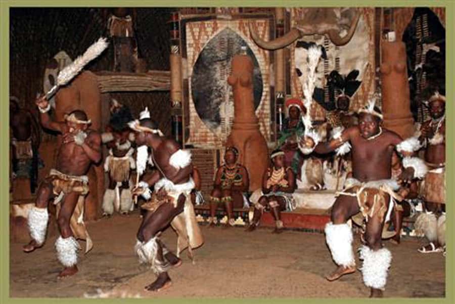 Shakaland and Zulu Culture Full-Day Trip - Pickup, languages, and accessibility