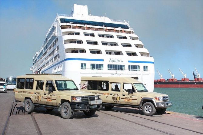 Shore Excursion Cruise Ships Port Elizabeth, Addo Elephant Park - The 7:30 a.m. harbor pickup