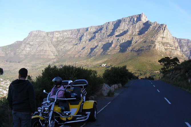 Signal Hill Romantic Sunset Tour in Cape Town - Why Signal Hill works so well at sunset