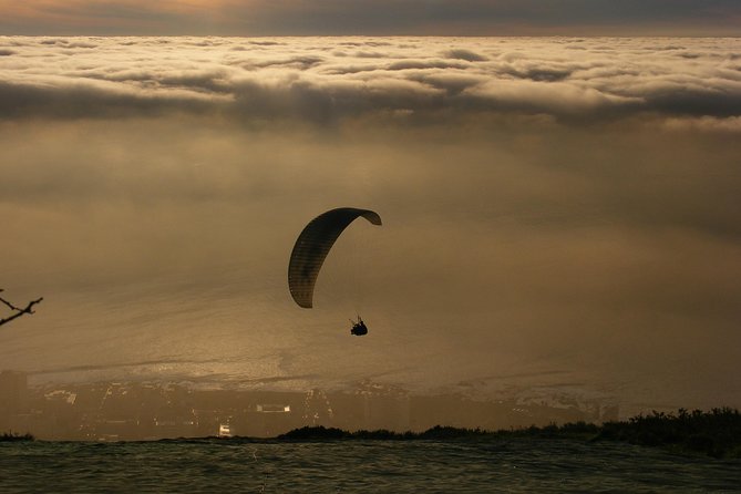 Signal Hill Romantic Sunset Tour in Cape Town - The guide and the personal touch