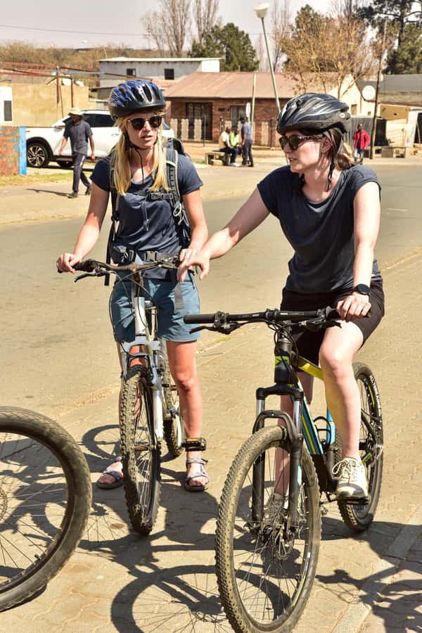 Soweto Food & Beer Bike Tour - Vilakazi Street, breakfast and the first local beer