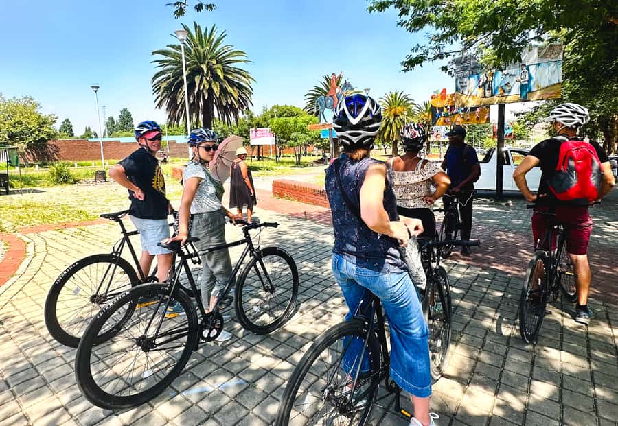 Soweto: Guided Bicycle Tour with Lunch - Mzimhlophe and the township beyond the famous names