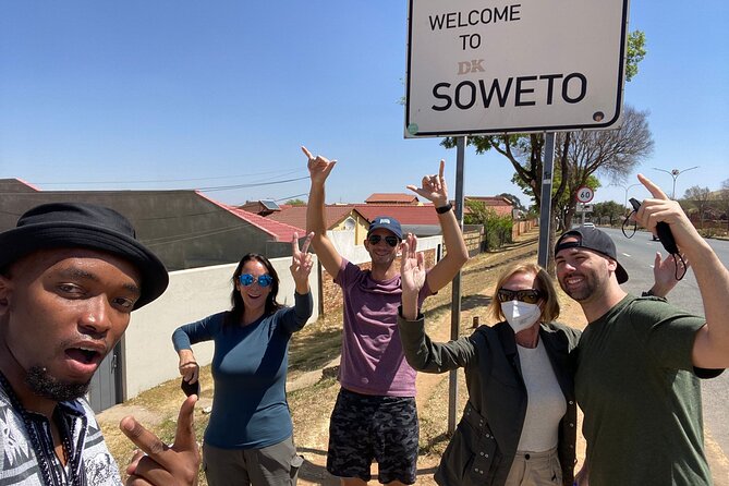 Soweto half day Tour - Regina Mundi, the people’s church