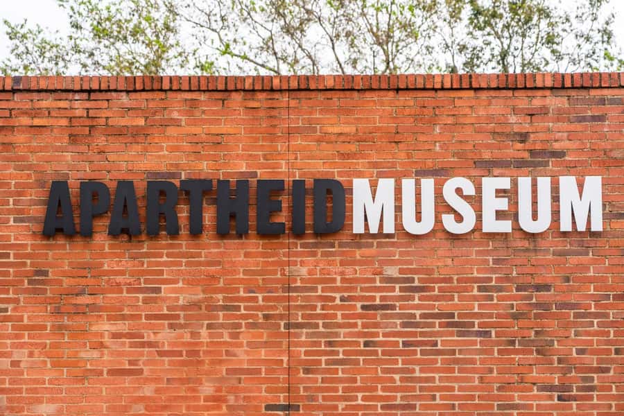 Soweto: Hop-On Hop-Off Bus, City Tour and Apartheid Museum - The open-top route through Johannesburg