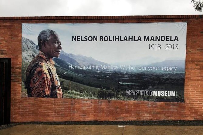 Soweto Township Cultural Tour incl Apartheid Museum and Nelson Mandela House - Starting with the Apartheid Museum