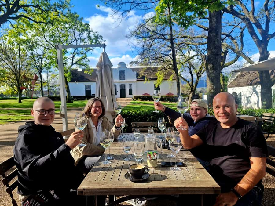 Stellenbosch: Daily Diffirent small group full day wine tour - Key points for choosing this Stellenbosch tour