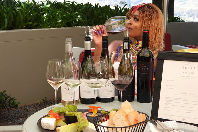 Stellenbosch & Franschhoek 20 Wine Tasting + Lunch Shared Tour - From Cape Town to Franschhoek