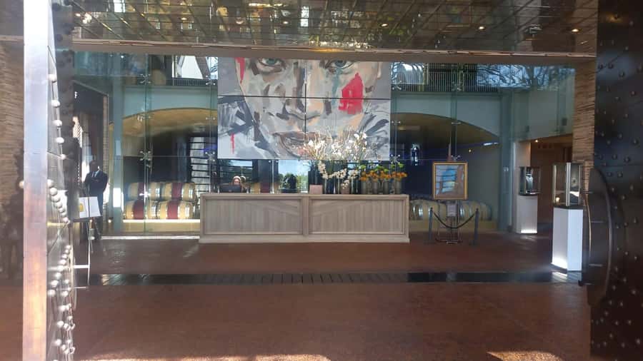 Stellenbosch, Franshoek ,Paarl Region (20 wine tastings) - Franschhoek and the French influence