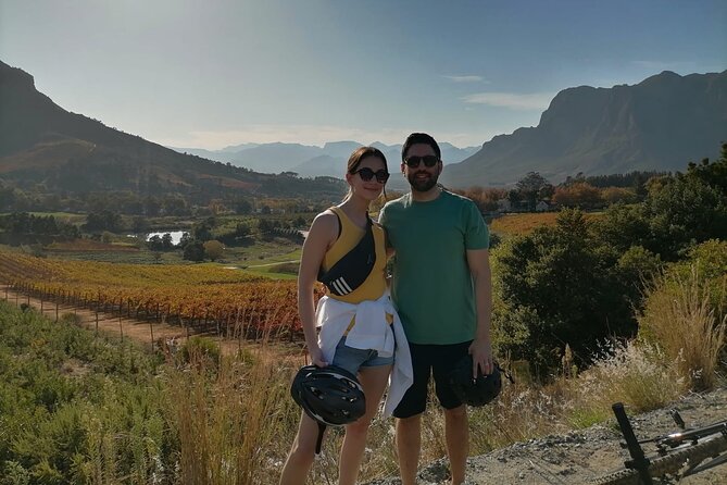 Stellenbosch Private E-Bike & Wine Tour - E-biking through vineyards instead of main roads