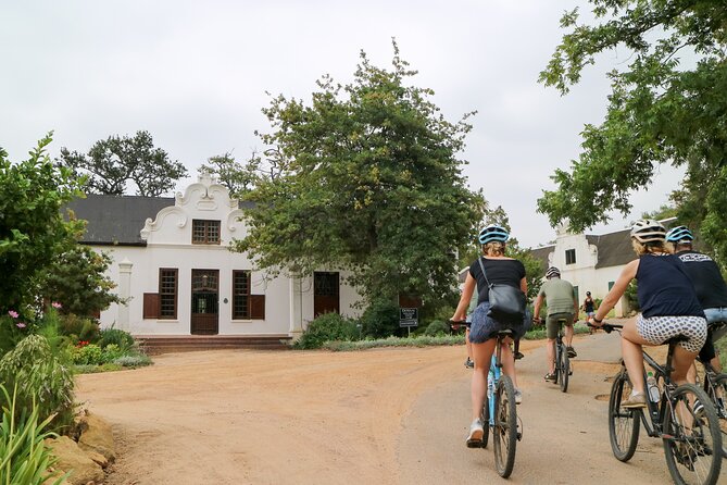 Stellenbosch Winelands Luxury EBike Tour © - Why an e-bike is a smart way to see Stellenbosch