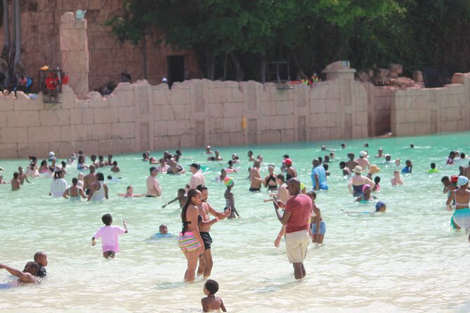 Sun City Day Tour From Johannesburg - Chameleon Arts and Crafts: a practical halfway stop