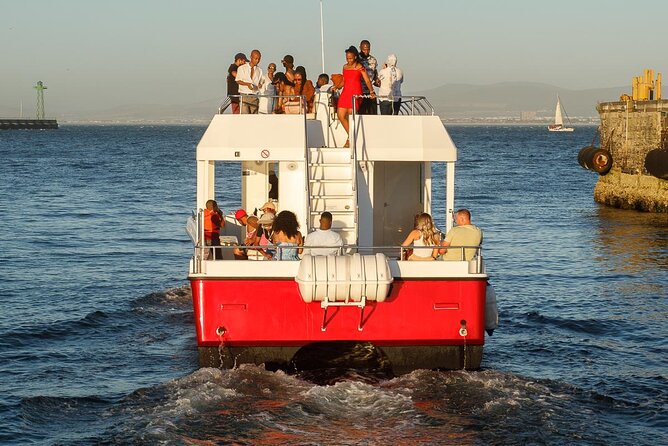 Sunset Boat Cruise Cape Town - The first view of Table Mountain from the harbor