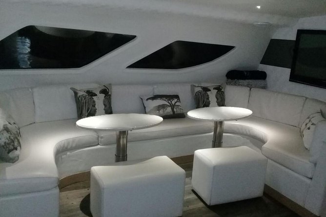Sunset & Champagne Cruise for 2 pax on TIGGER 2 ( Guaranteed departure ) - Champagne-style details and South African snacks