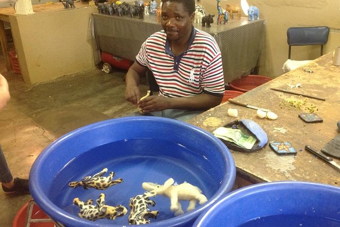 Swaziland Day Tour - Ngwenya Glass Factory: recycled glass with a human touch