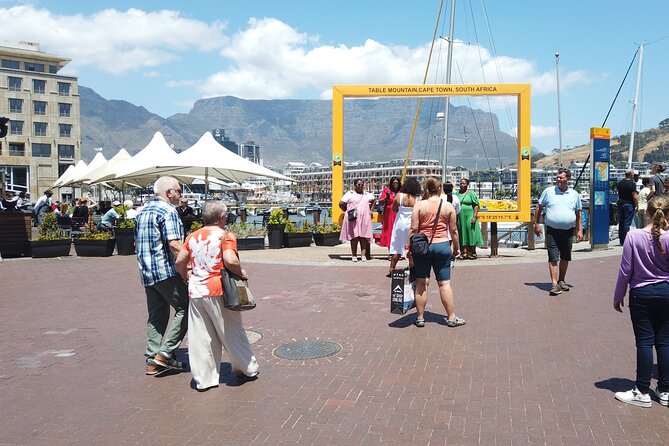 Table Mountain and Robben Island Tour - Why the guide matters so much