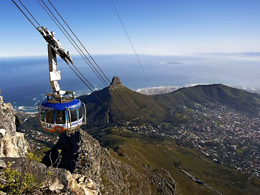 Table Mountain, Boulder's Penguins & Cape Point Private Tour - Simon’s Town gives you time to eat