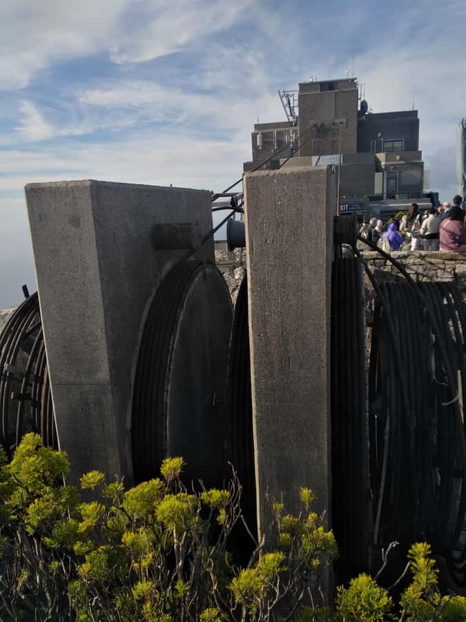 TABLE MOUNTAIN CABLE CAR EXPERIENCE WITH RESERVED TICKETS - Hotel pickup and the ride to the lower station