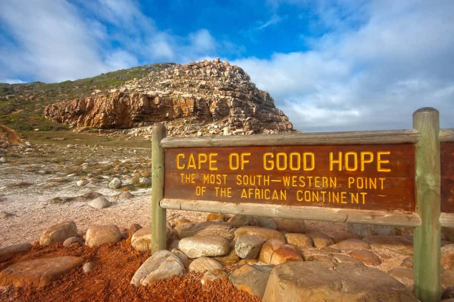 Table Mountain, Cape of Good Hope & Penguins Shared Tour - What the guides and vehicle add