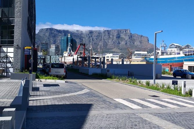 Table Mountain & Cape Town City Half Day Private guided Tour - St George’s Mall and Greenmarket Square