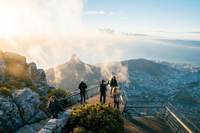 Table Mountain Summit Walk for the Whole Family - PRIVATE - Weather, wind, and the mountain’s changing mood